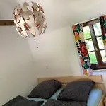 アパート Bachgefluester 2,5 Mit Terrasse Und Grillplatz
